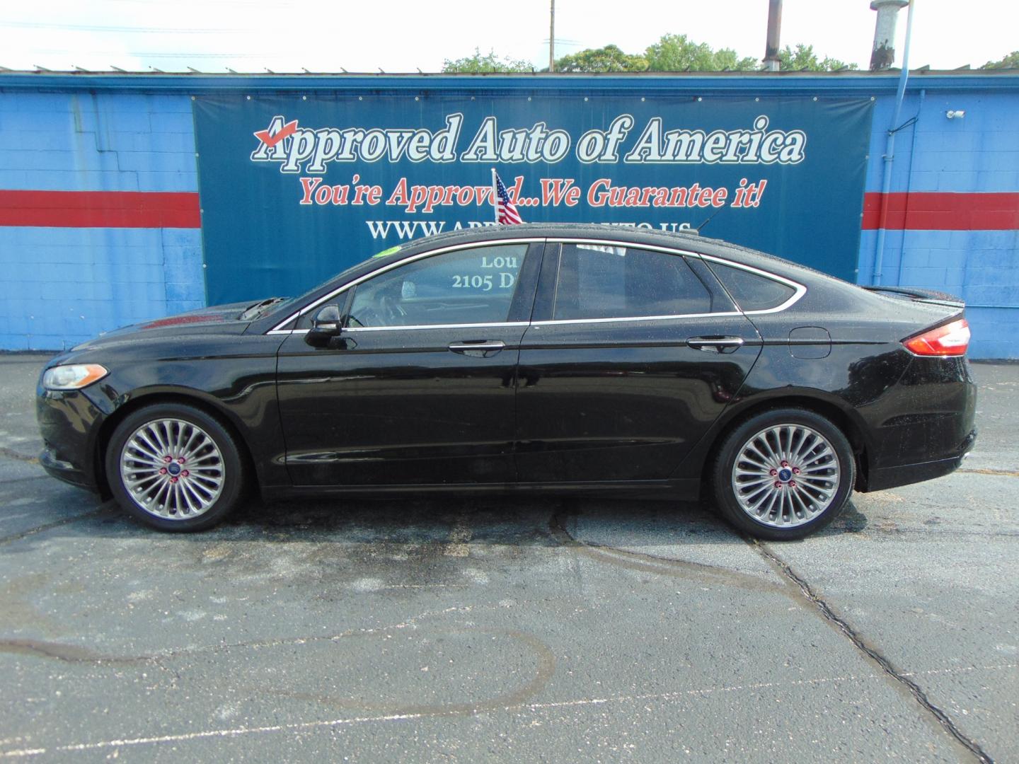 2016 Black Ford Fusion (3FA6P0K97GR) with an 4-Cyl EcoBoost 2.0T engine, Auto, 6-Spd SelectShift transmission, located at 2105 Dixie Hwy, Louisville, KY, 40210, (502) 772-3333, 38.220932, -85.795441 - Photo#0